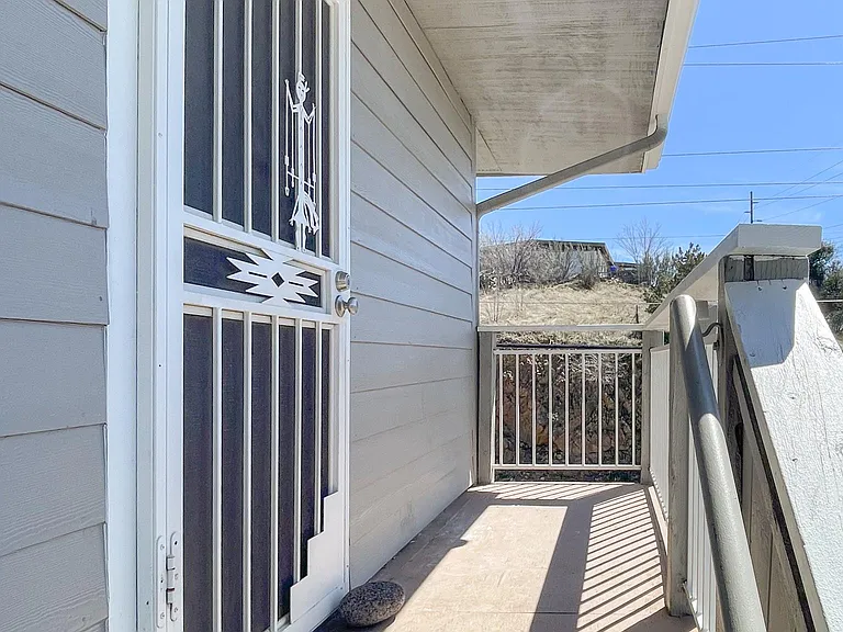 701 Campbell St #C — Photo 5