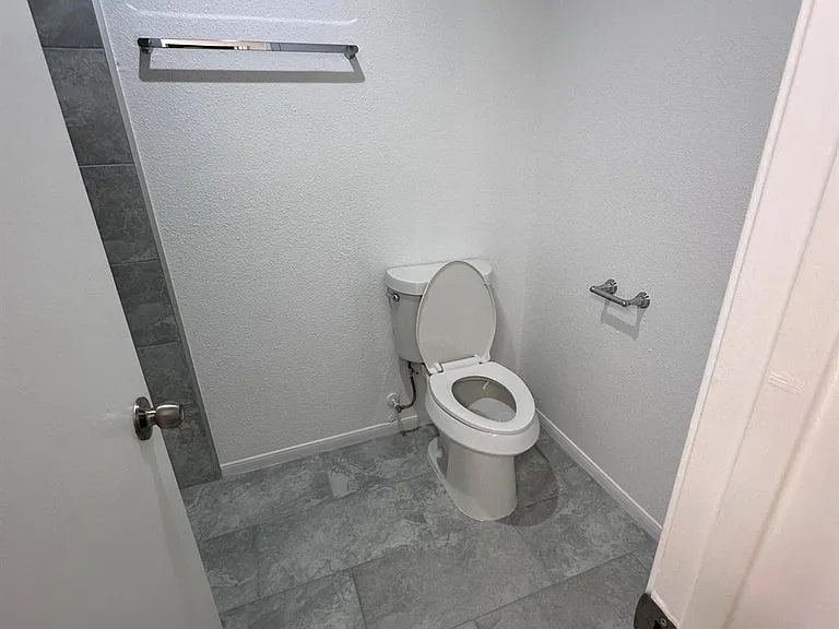2121 El Paseo St #2202 — Photo 26
