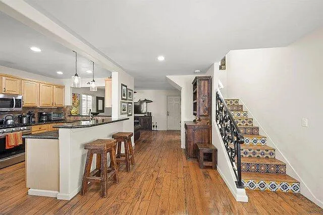 715 Toulon Ct — Photo 6