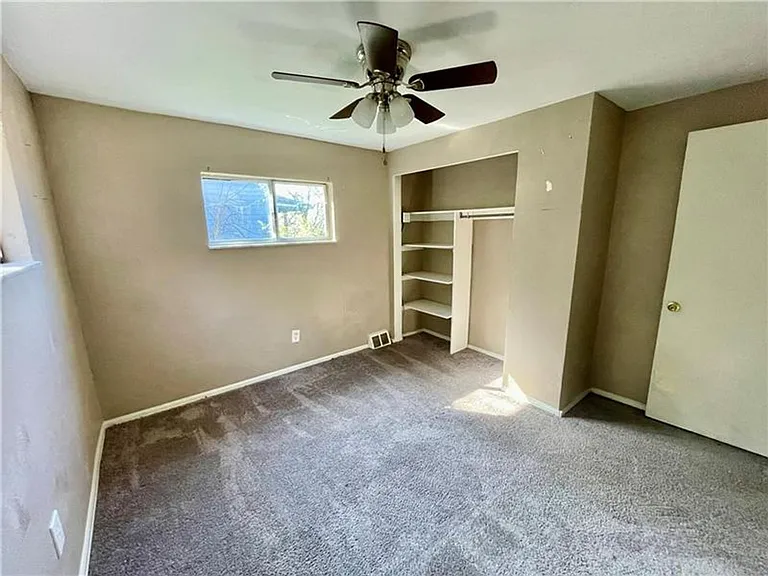 545 Pacific Ave — Photo 10