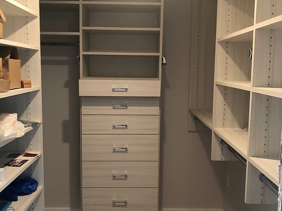4th image of 630 1st Ave APT 26L