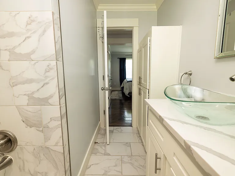 3907 Southlawn St — Photo 27