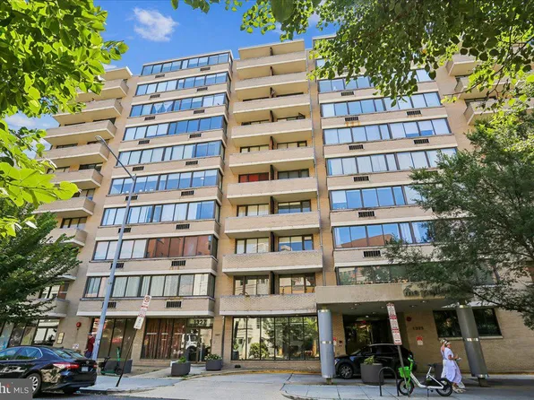 1325 18th St NW APT 1002, Washington, DC 20036