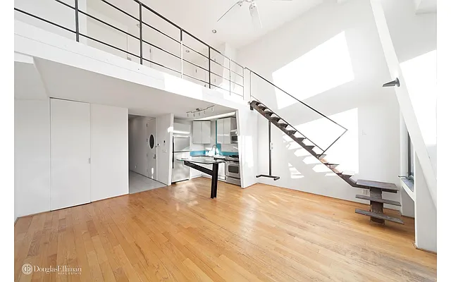 Rented by Douglas Elliman | media 22