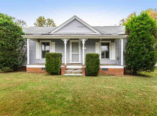 403 N 4th St, Mebane, NC 27302