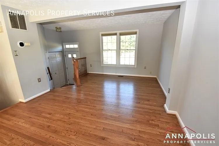 2455 Warm Spring Way — Photo 5