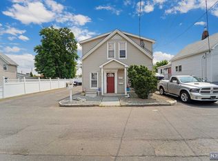 27 Water St, Hackensack, NJ 07601