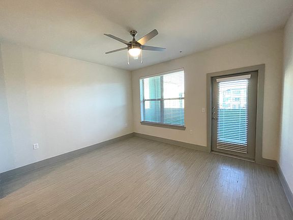 4th image of 551 E Finley Blvd #1132