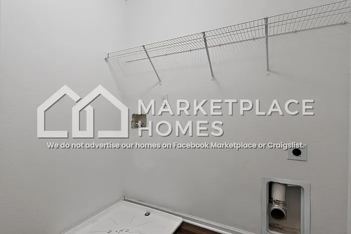 401 Feather Site Ct — Photo 24