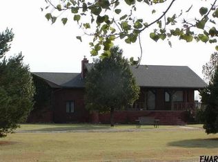 603 E Flynn Rd, Waukomis, OK 73773