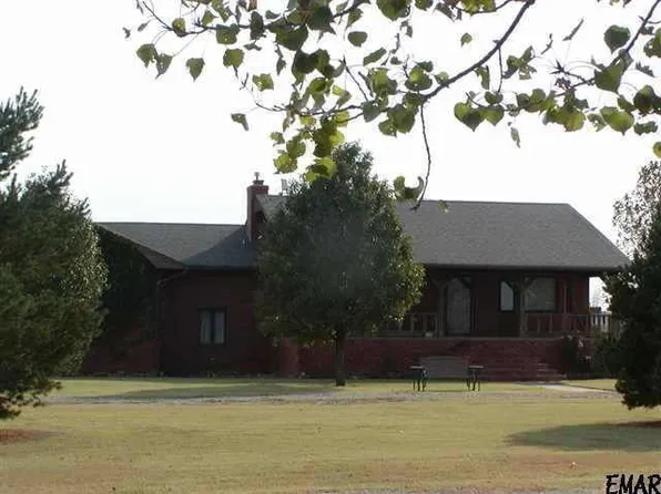 603 E Flynn Rd, Waukomis, OK 73773