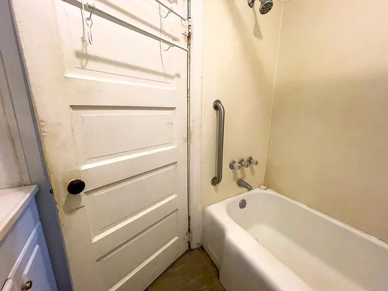 912 S Penn St — Photo 18
