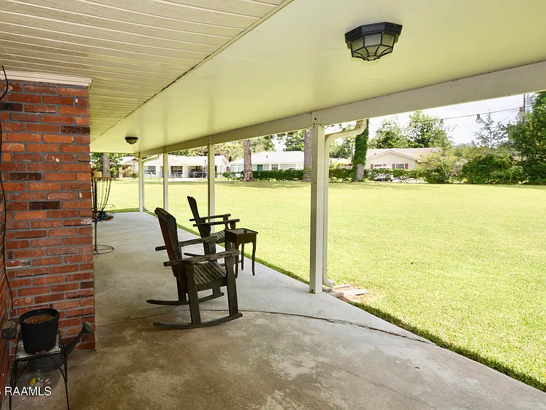 101 Boxwood Dr — Photo 16
