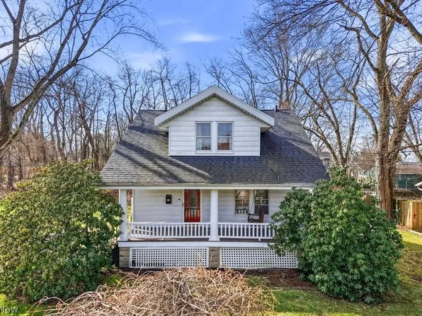 2410 Munroe Falls Ave, Cuyahoga Falls, OH 44221