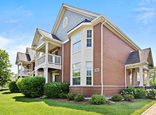 1808 Potter Rd, Glenview, IL 60025