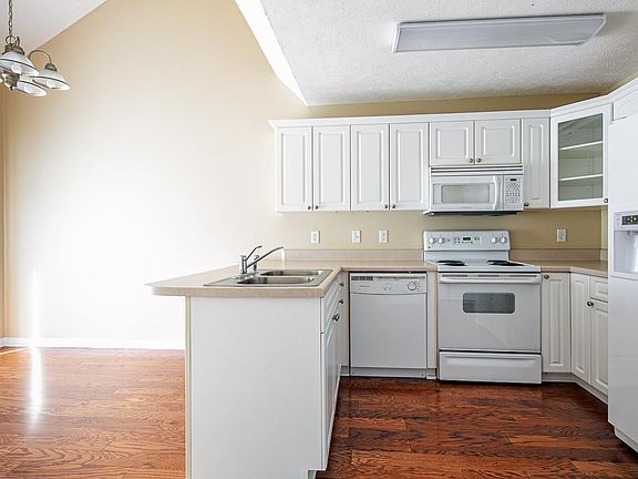 5th image of 2120 Lebanon Pike APT 88