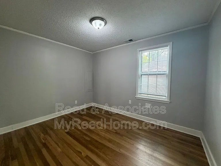 743 Shotwell St #1 — Photo 6