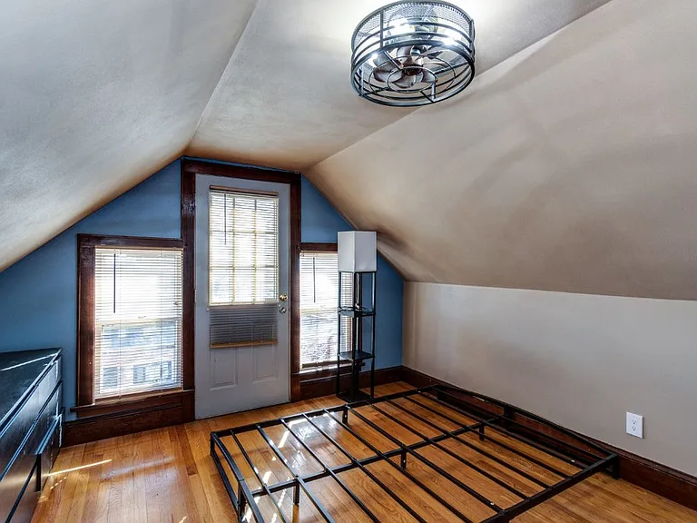 1322 E Dayton St #3 — Photo 6