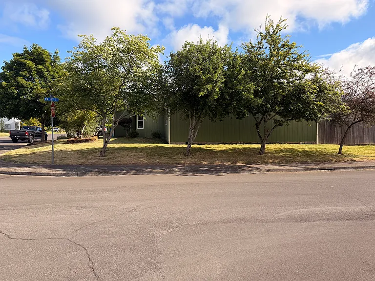 1601 NW 6th Ave — Photo 31