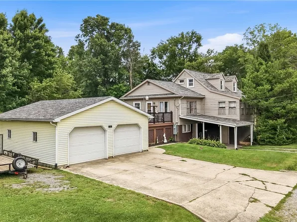 1 Wood St, Leetonia, OH 44431