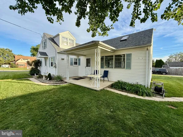111 Old Fritztown Rd, Reading, PA 19607