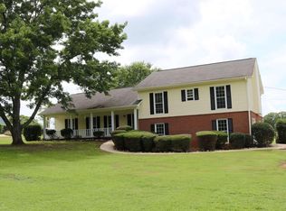 115 Lincoln Ln, Lagrange, GA 30240