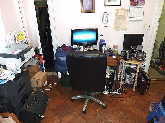 5th image of 329 E 28th St