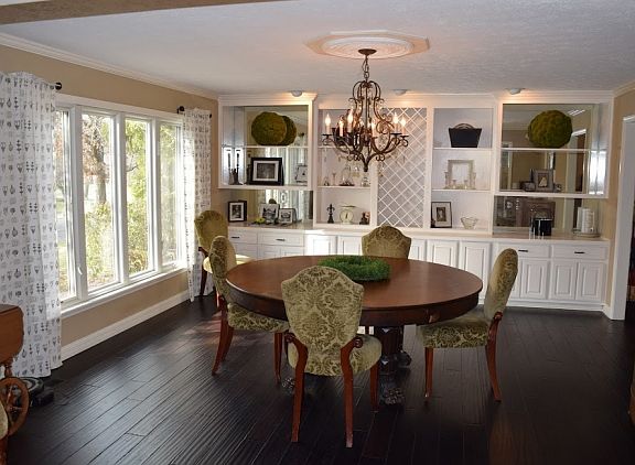 2nd image of 8125 Wellsbrook Dr
