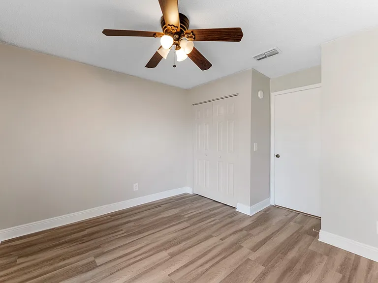 5201 Bellefield Dr — Photo 18