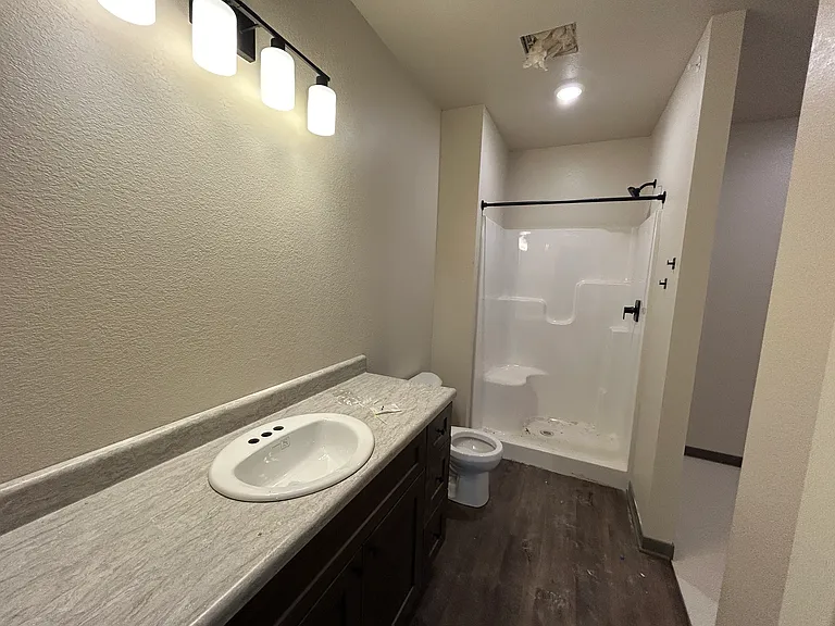 6950 Hickman Rd #302A — Photo 22
