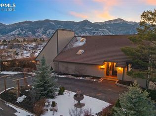 2190 Mesa Rd, Colorado Springs, CO 80904