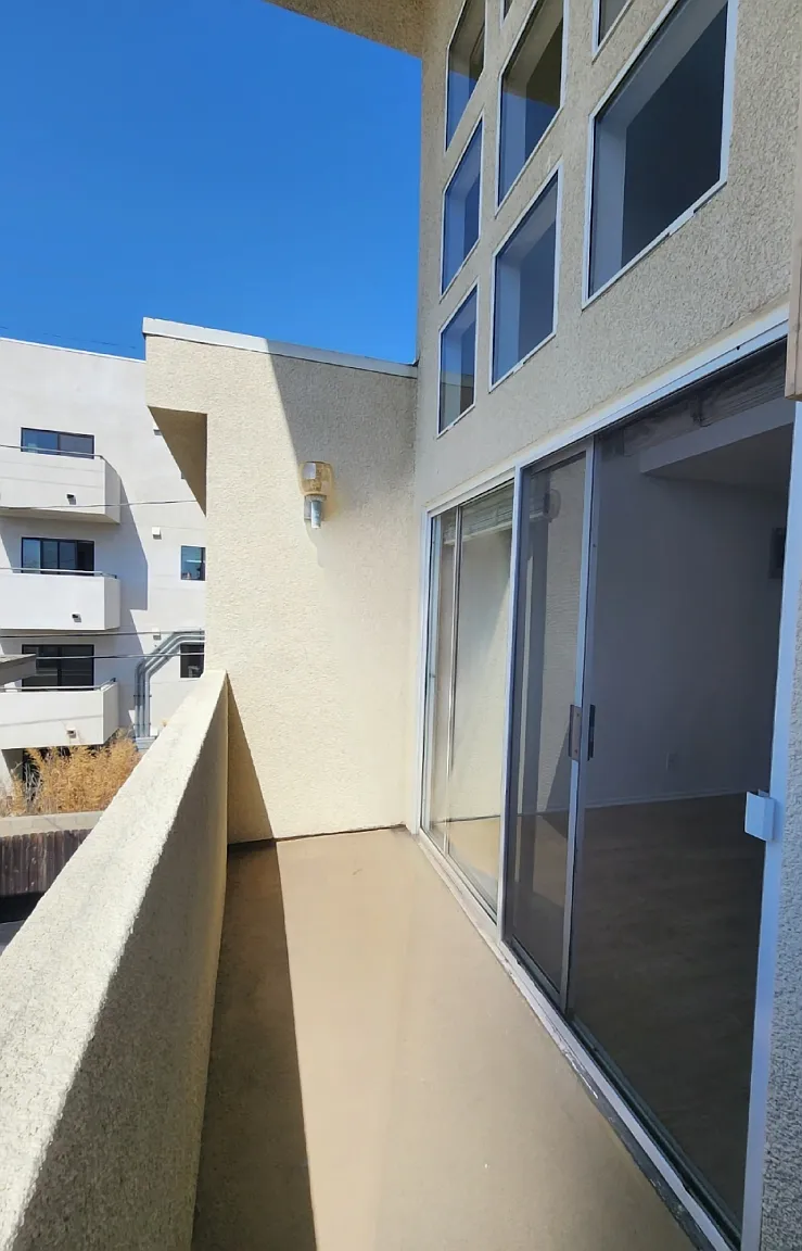 1 bed, 1.0 bath, $2,950 — Photo 3