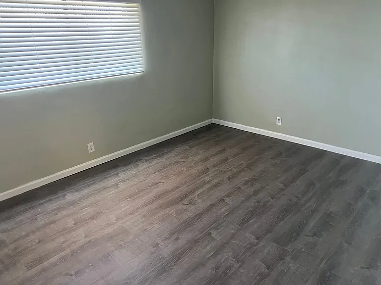 625 S Royal Crest Cir #24 — Photo 12