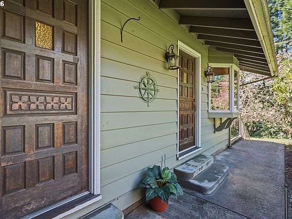 3rd image of 392 Baker Rd
