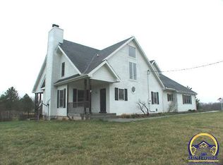 10111 Village Green Rd, Meriden, KS 66512