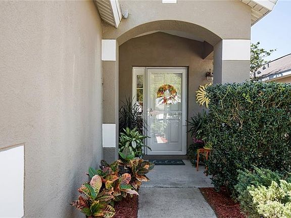 3rd image of 7535 Oxford Garden Cir