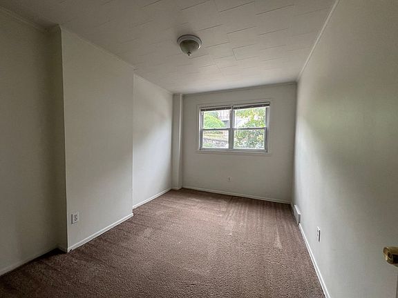 5th image of 3217-3223 Brereton St #1