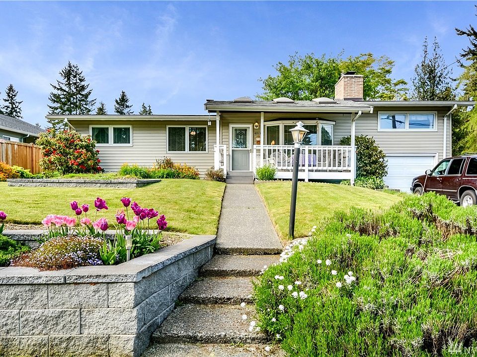 1st image of 6519 193rd St SW