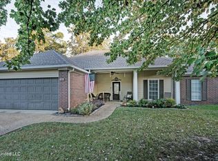 304 Wood Duck Cir, Brandon, MS 39047