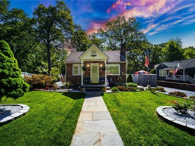 55 Hollowbrook Lane, Cortlandt Manor, NY, 10567