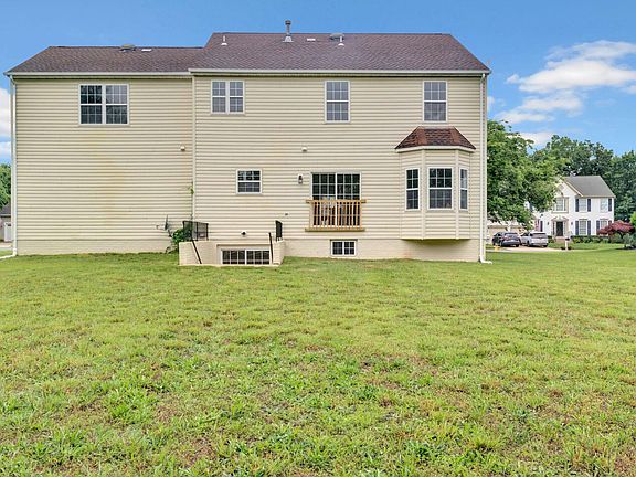 3rd image of 66 Brush Everard Ct