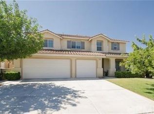 13697 Hunters Run Ct, Eastvale, CA 92880