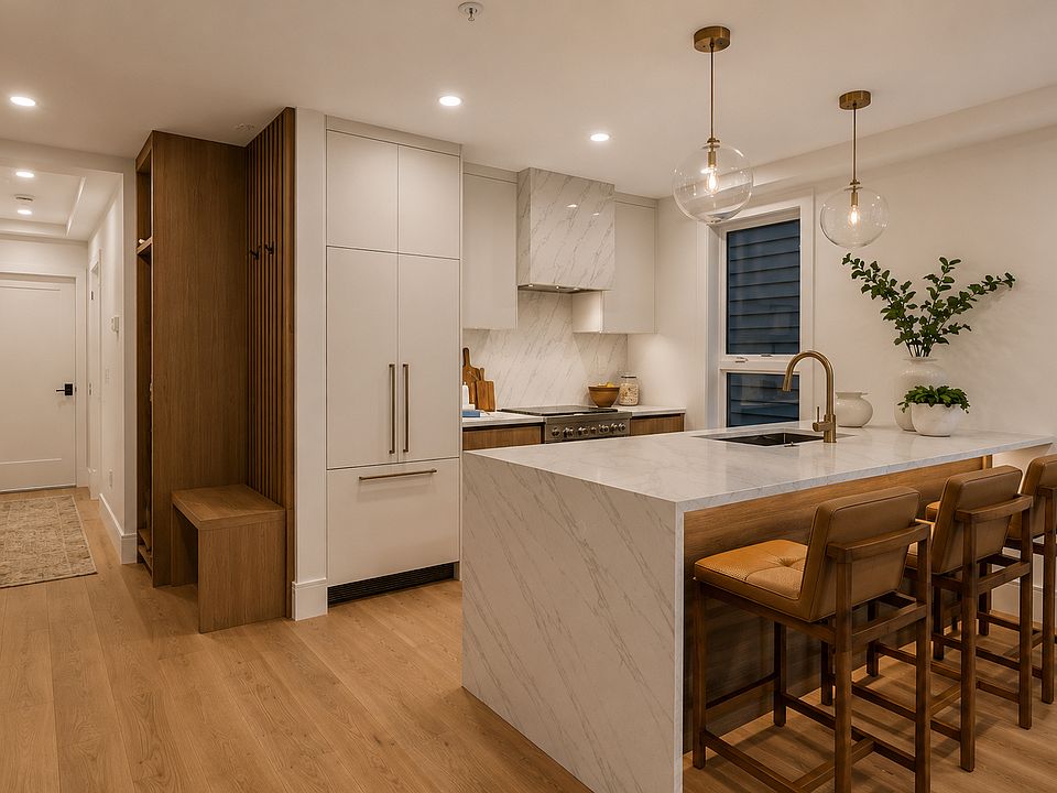 1st image of 185 E St #2