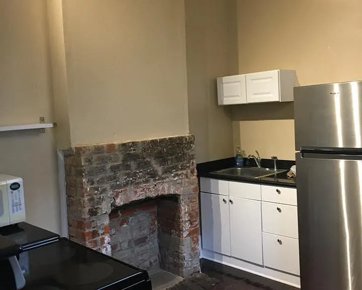 2238 Annunciation St — Photo 4