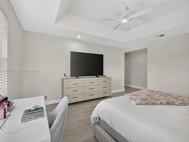 981 Waterside Cir — Photo 9