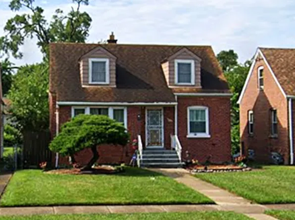 104 E 150th St, Harvey, IL 60426