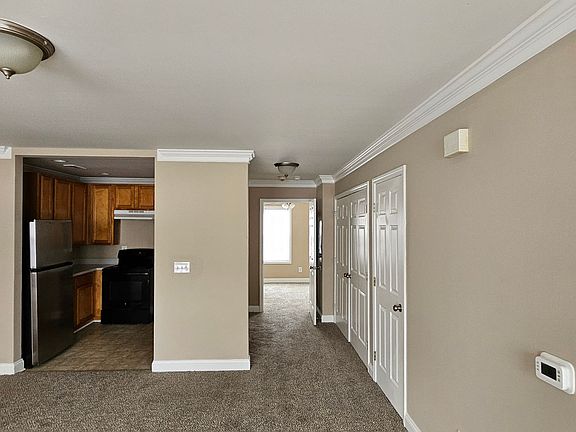 3rd image of 102 Etta Vaughn Ln