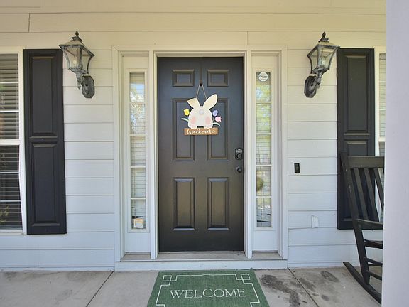4th image of 305 Belfair Rd