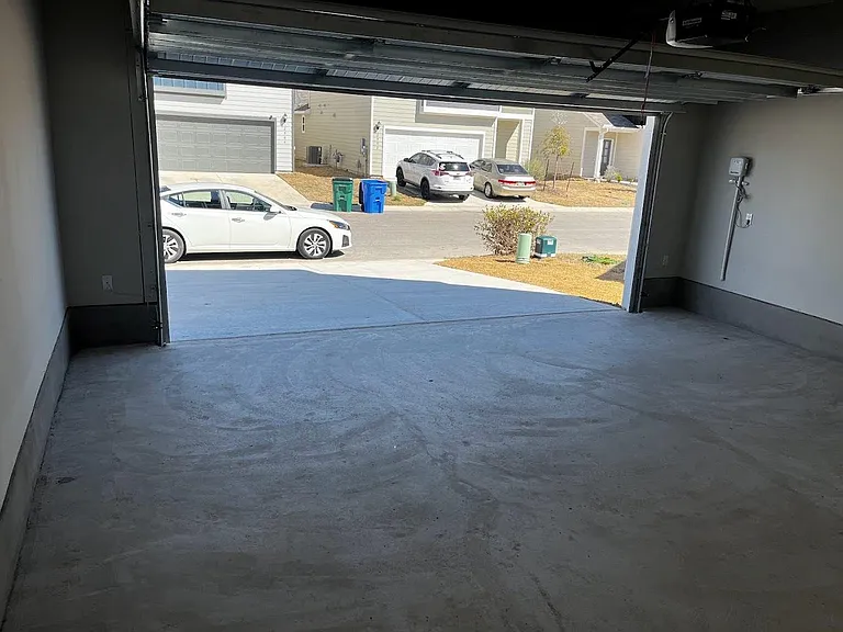 2905 Mary Elizabeth Dr — Photo 32