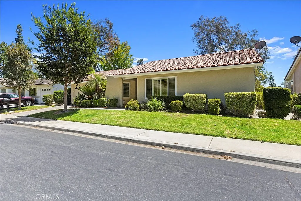 3 bed, 1497 sqft, $4,295 — Photo 3